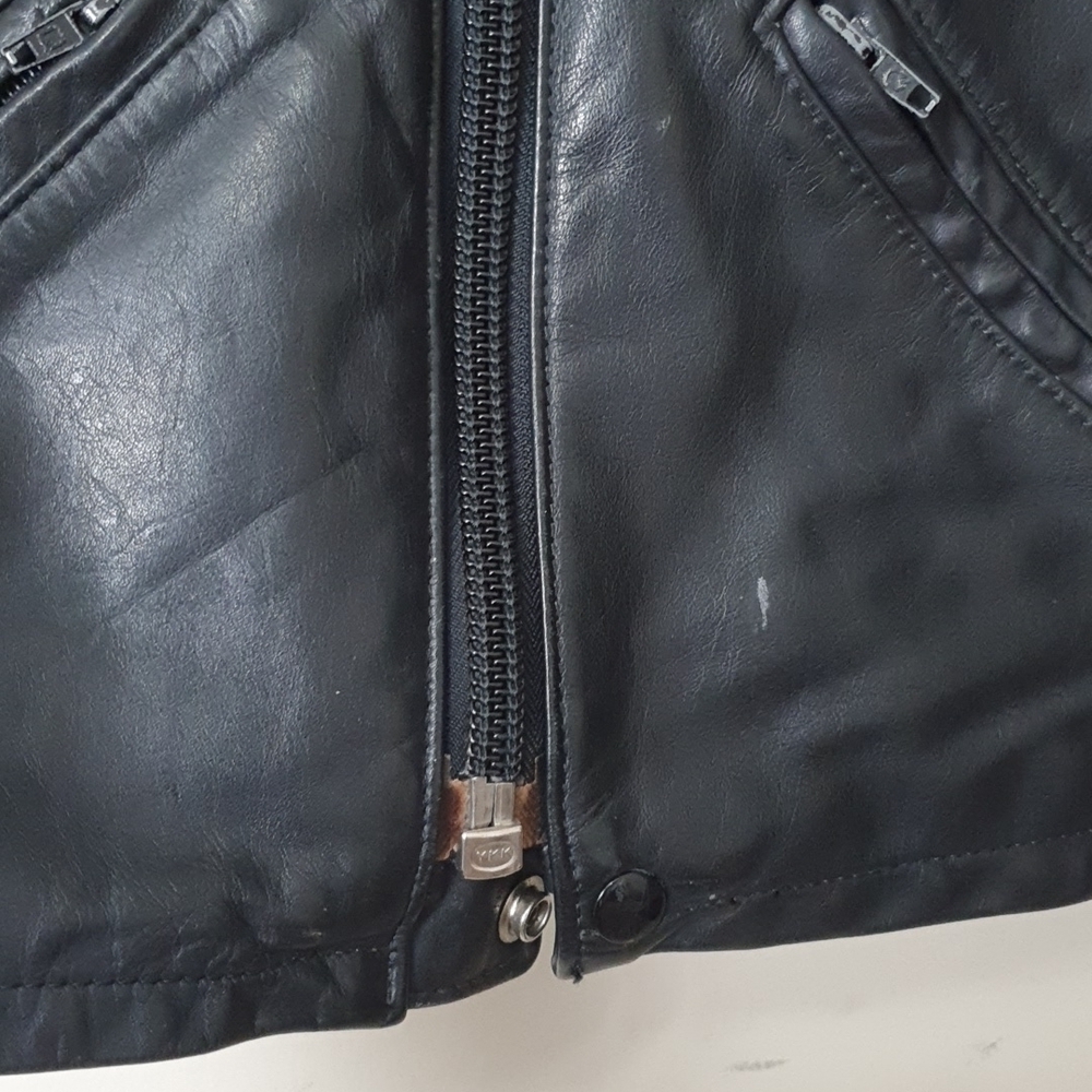 Vintage Falcon Moto Leather Jackets - Picture 9 of 10